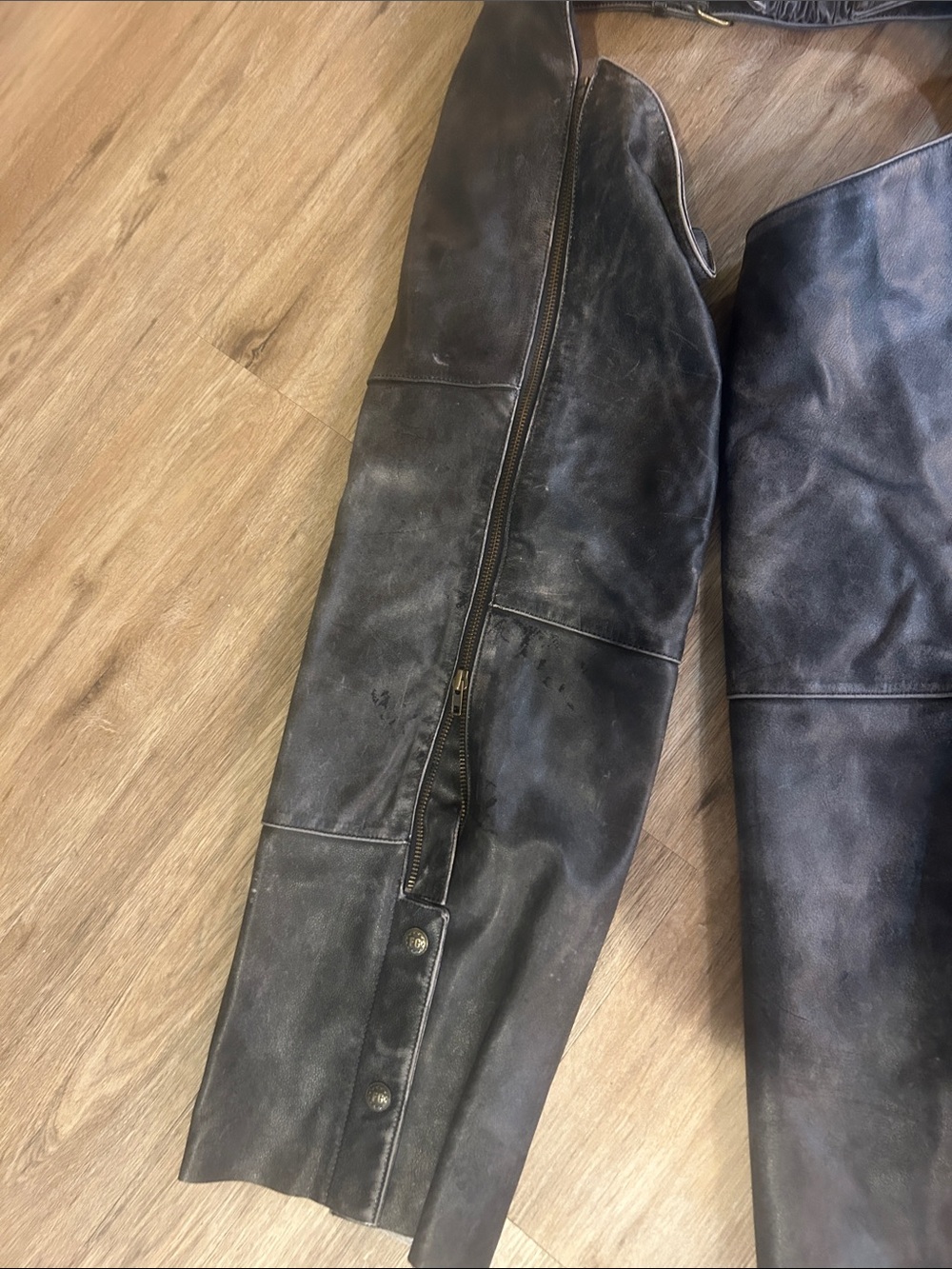 FirstGear Motorcycle Chaps - Picture 11 of 16